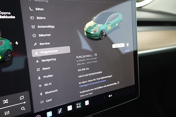 Tesla Model 3 20 of 30