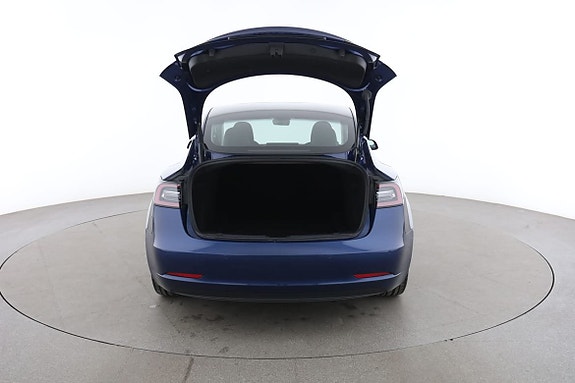 Tesla Model 3 17 of 30