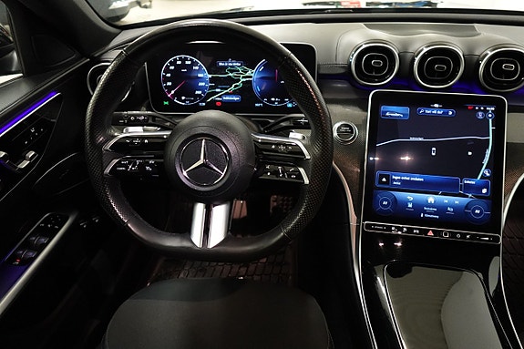 Mercedes-Benz C300 7 of 30