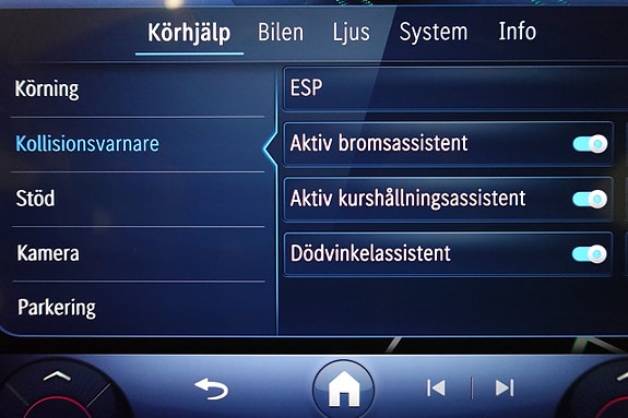 Mercedes-Benz C300 14 of 30