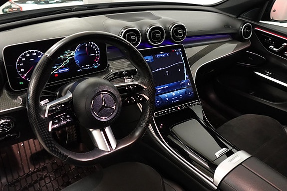 Mercedes-Benz C300 6 of 30