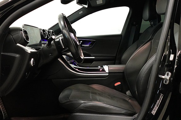Mercedes-Benz C300 4 of 30