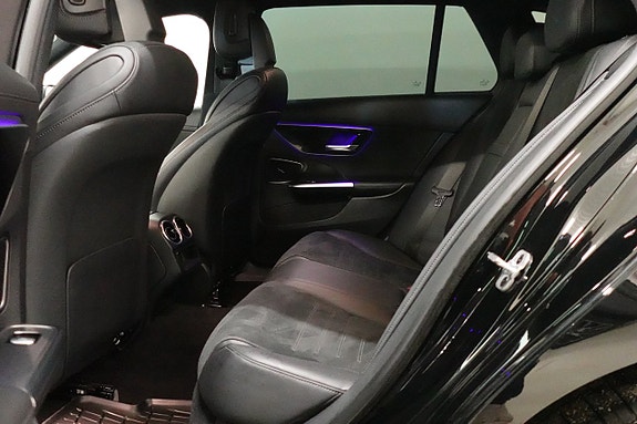 Mercedes-Benz C300 5 of 30