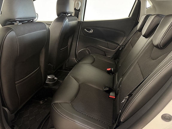 Renault Clio 12 of 13
