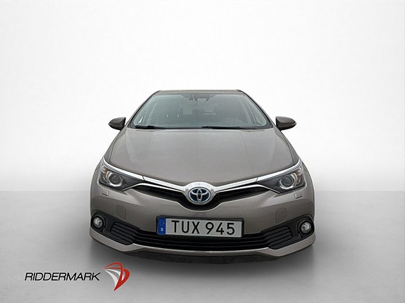 Toyota Auris 2 of 24