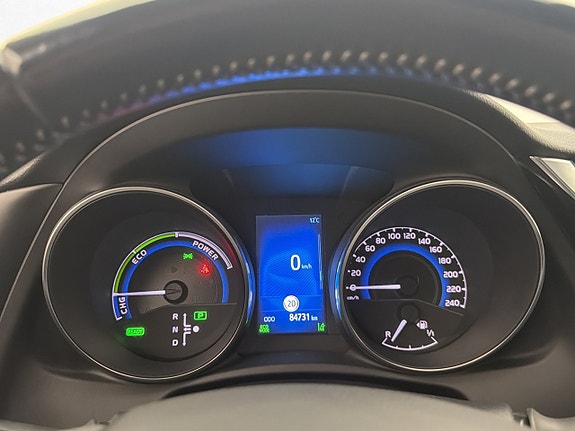 Toyota Auris 14 of 24