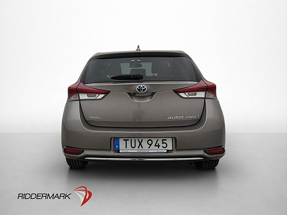 Toyota Auris 6 of 24