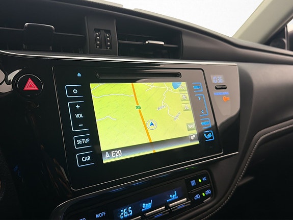 Toyota Auris 19 of 24