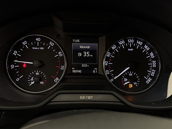 Skoda Octavia 14 of 24