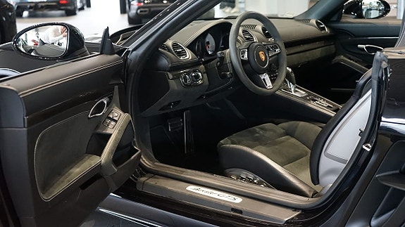 Porsche 718 Boxster GTS 5 of 16
