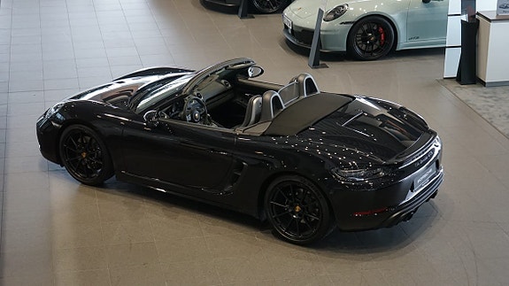Porsche 718 Boxster GTS 4 of 16