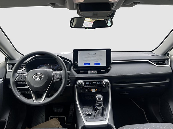 Toyota RAV4 10 of 13