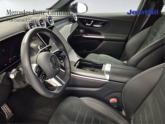 Mercedes-Benz GLC300 de 7 of 11