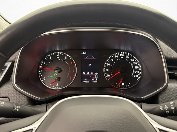 Renault Clio 12 of 27
