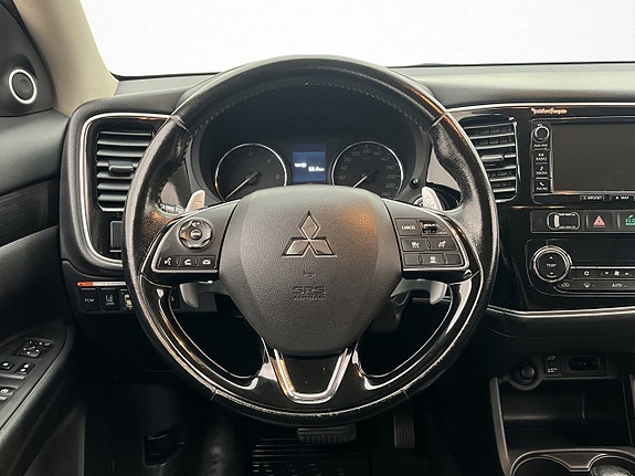 Mitsubishi Outlander 13 of 28