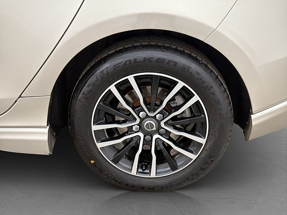 Volvo V40 25 of 27