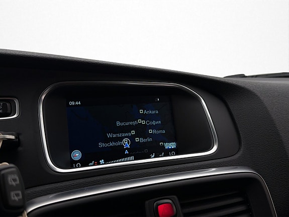 Volvo V40 15 of 27