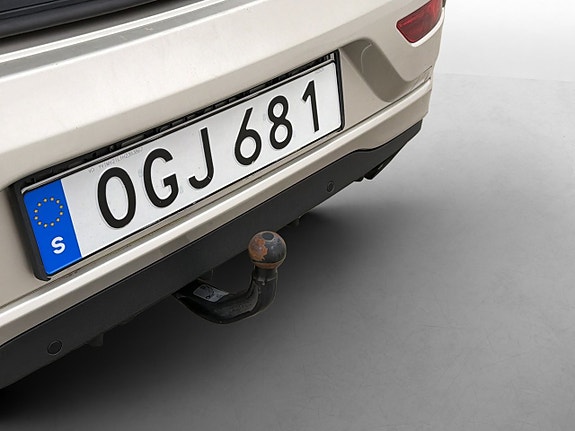 Volvo V40 8 of 27