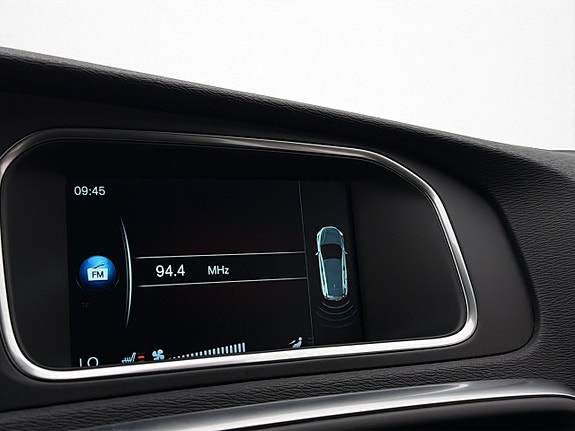 Volvo V40 17 of 27