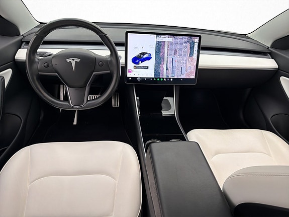 Tesla Model 3 13 of 30