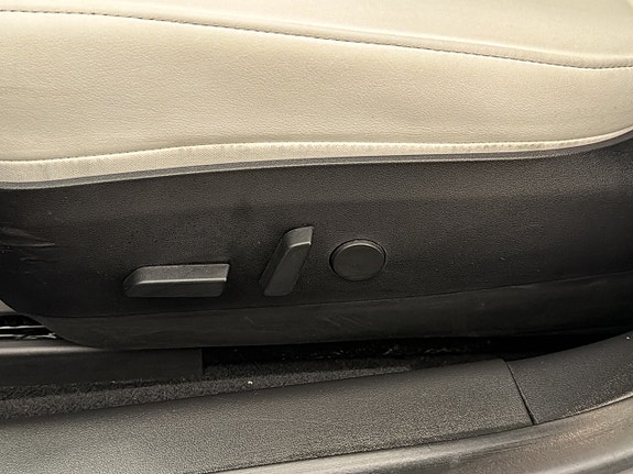 Tesla Model 3 26 of 30