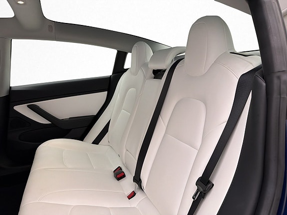 Tesla Model 3 12 of 30