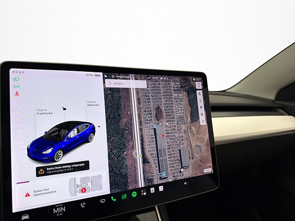Tesla Model 3 16 of 30