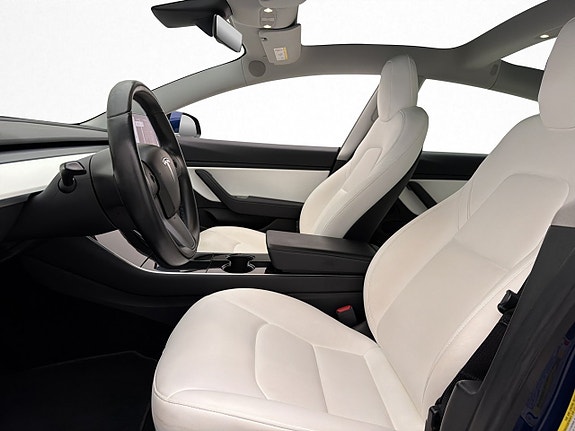 Tesla Model 3 14 of 30