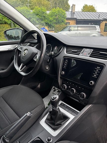 Skoda Octavia 9 of 11