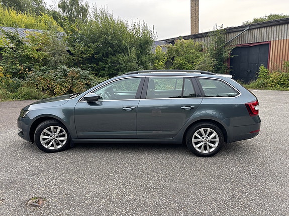 Skoda Octavia 3 of 11