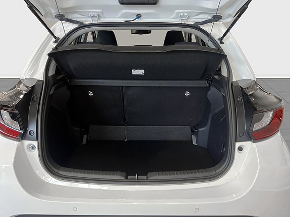 Toyota Yaris 12 of 13
