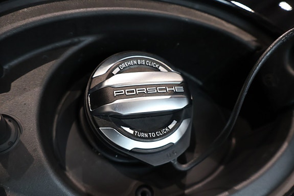 Porsche 911 GT3 11 of 18
