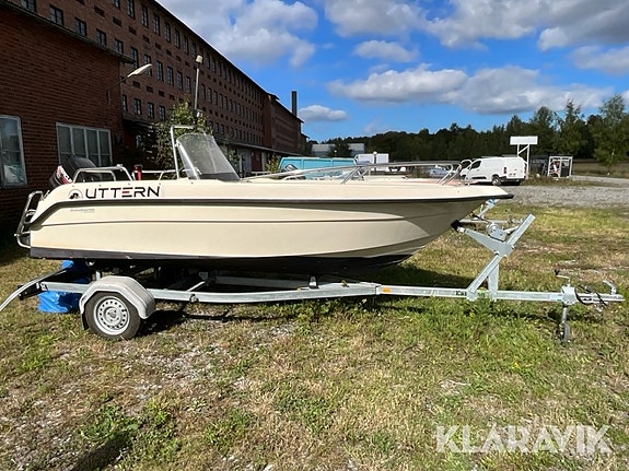 Motorbåt Uttern 4602 Mercury 40 3 of 6