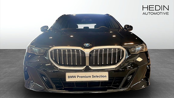 BMW 530e 8 of 11