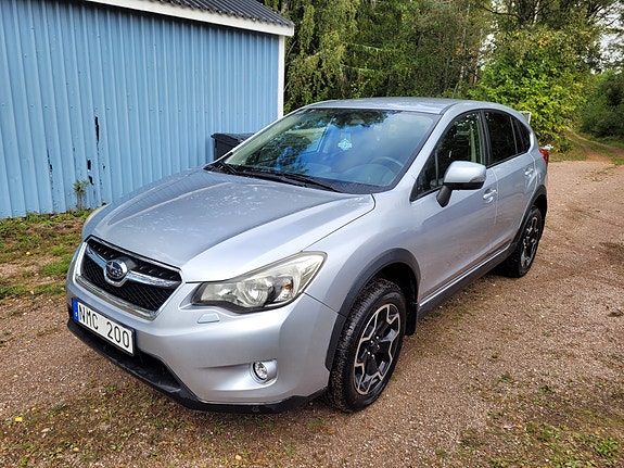 Subaru XV 2 of 5