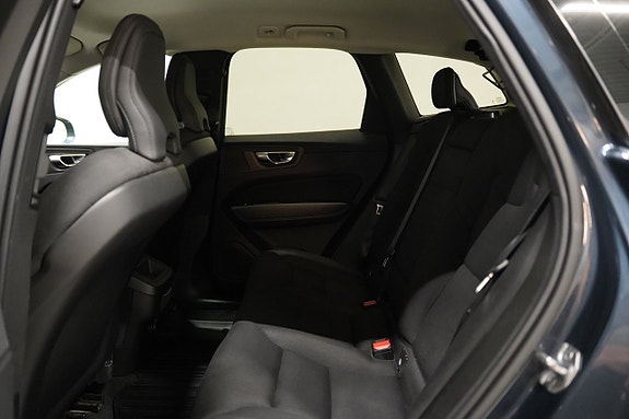 Volvo XC60 18 of 21
