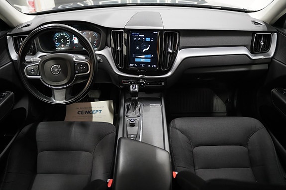 Volvo XC60 9 of 21