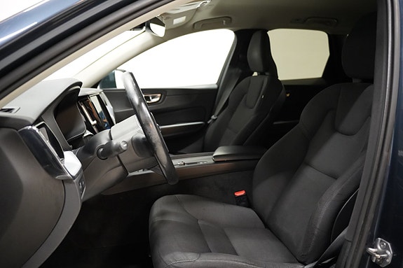 Volvo XC60 7 of 21