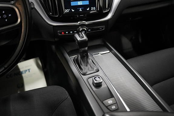 Volvo XC60 12 of 21