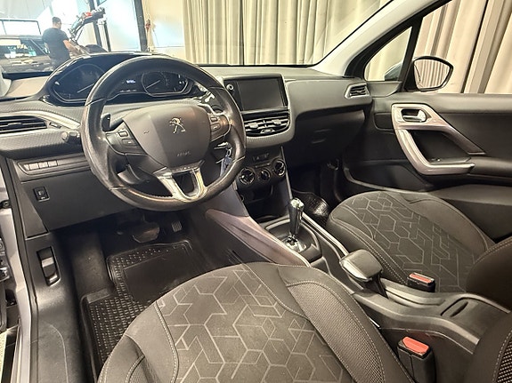 Peugeot 2008 10 of 14