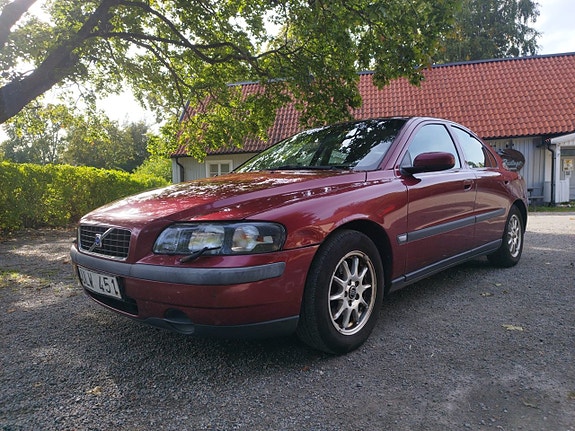 Volvo S60 3 of 11