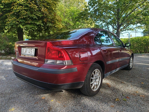 Volvo S60 8 of 11