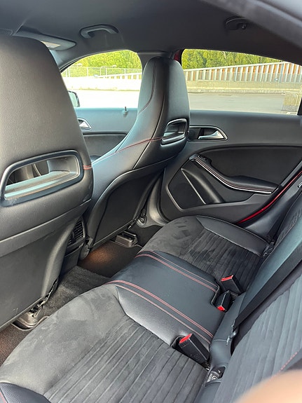 Mercedes-Benz A180 12 of 13