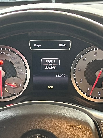 Mercedes-Benz A180 11 of 13