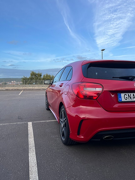 Mercedes-Benz A180 4 of 13