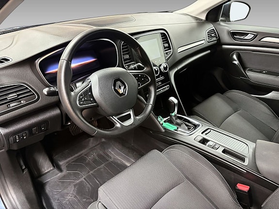 Renault Megane E-Tech 6 of 7
