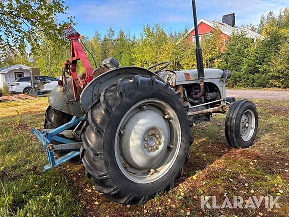Veterantraktor Ferguson TE 20 5 of 6
