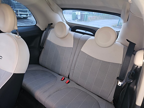 Fiat 500C 3 of 3