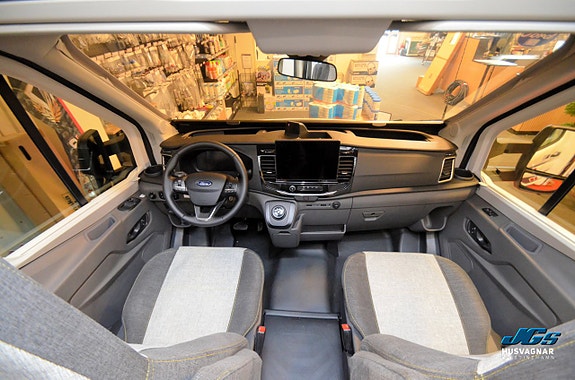 CHALLENGER 287 Graphite Edition M27 - Ford Transit 2.0L 165 HK Automat 3 of 10