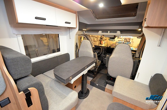 CHALLENGER 287 Graphite Edition M27 - Ford Transit 2.0L 165 HK Automat 4 of 10